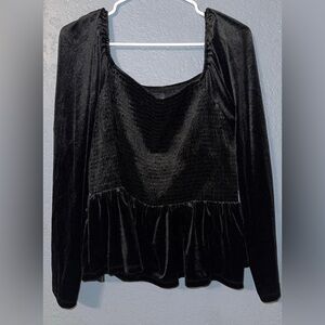 GAP Black Velvet Long Sleeve Peplum Top